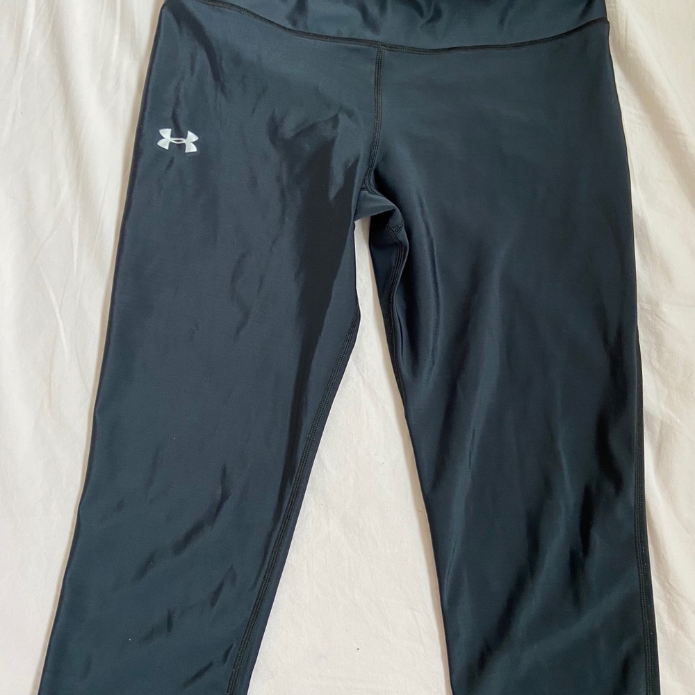 Under Armour Capri spandex workout leggings